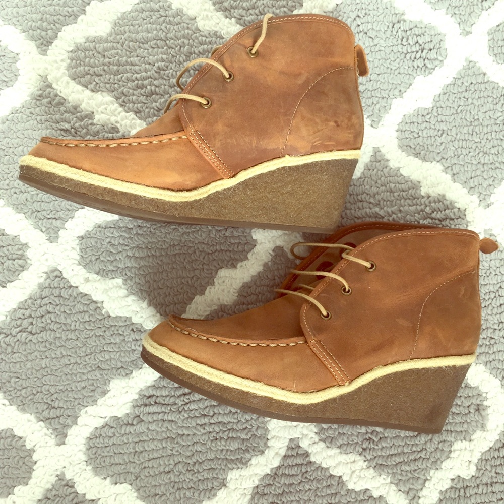 OluKai Wali Wedge Leather Shoe - Women's 7